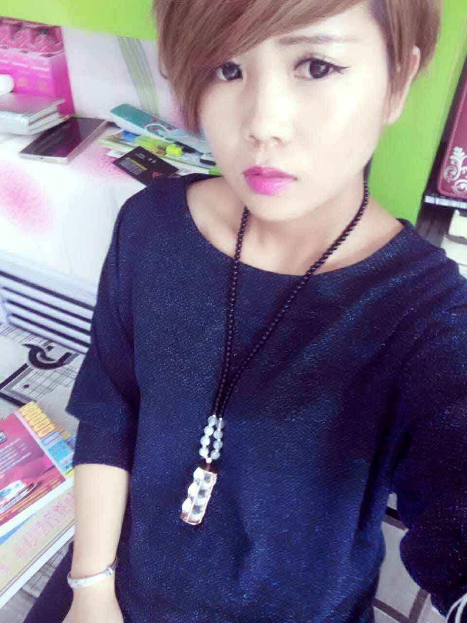 李長霞-美發(fā)學(xué)員